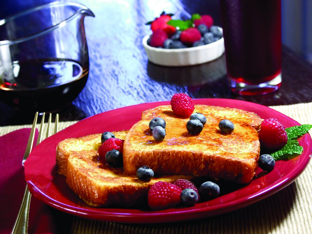 French toast with fruit 