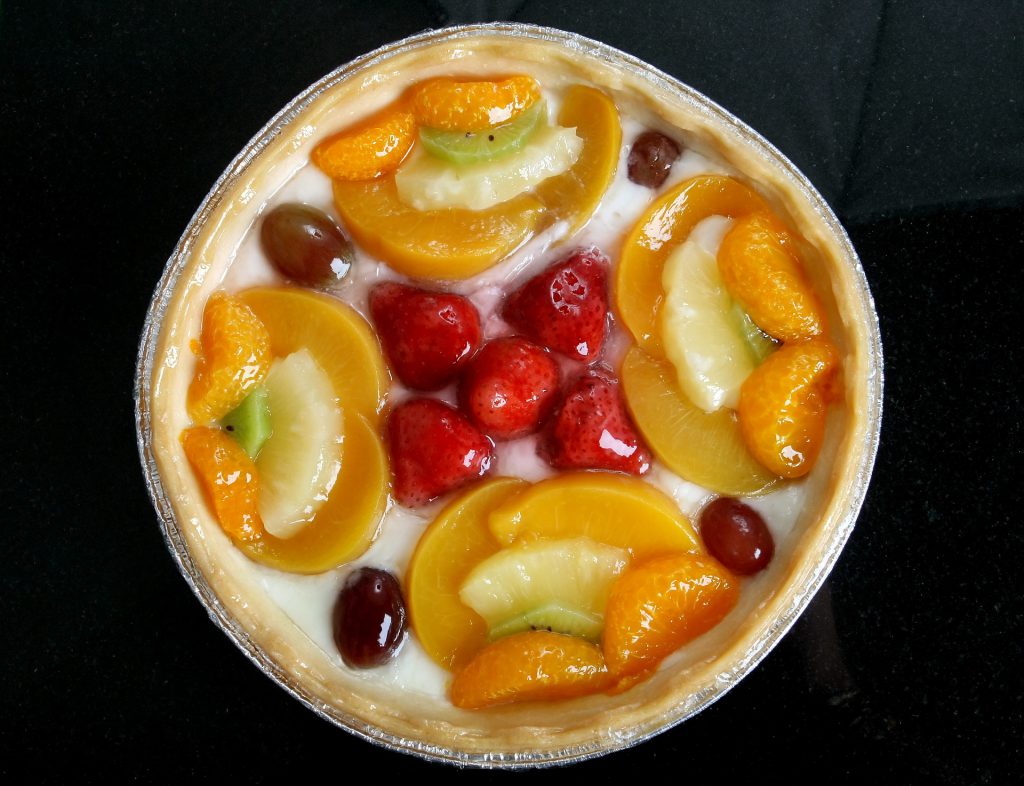 fruit in a pie dish 
