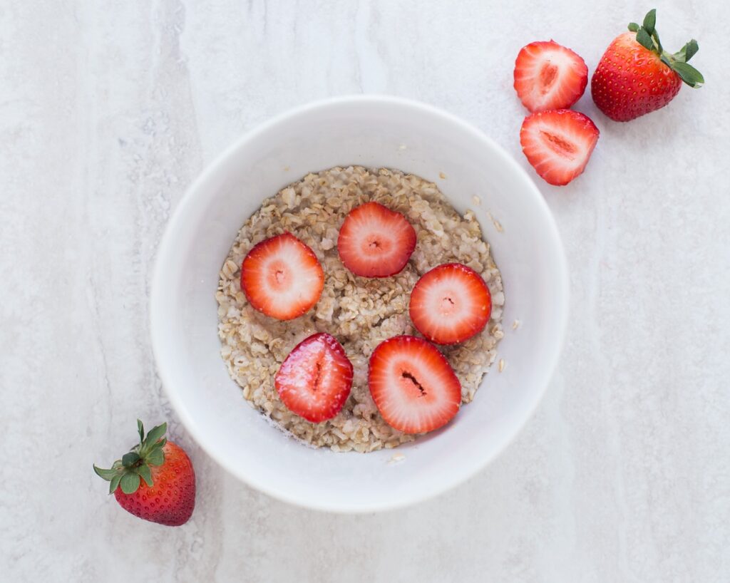 breakfast bowl with berries